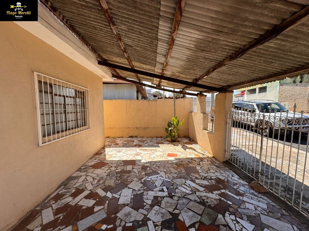 Casa à venda com 3 quartos - Foto 1