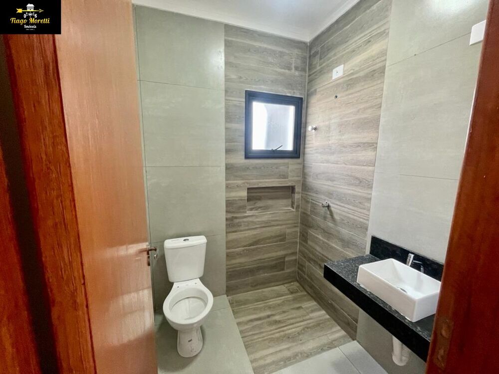 Casa à venda com 3 quartos, 200m² - Foto 4