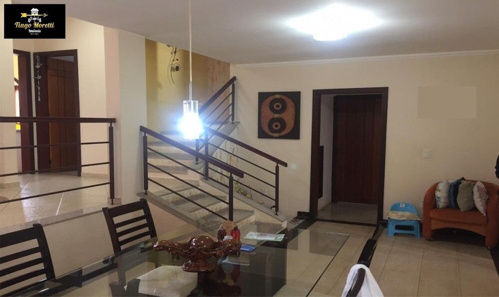 Casa de Condomínio à venda com 3 quartos, 600m² - Foto 2