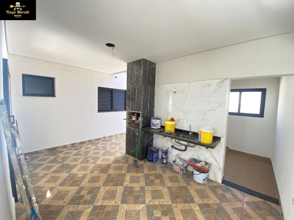 Casa à venda com 3 quartos, 250m² - Foto 4