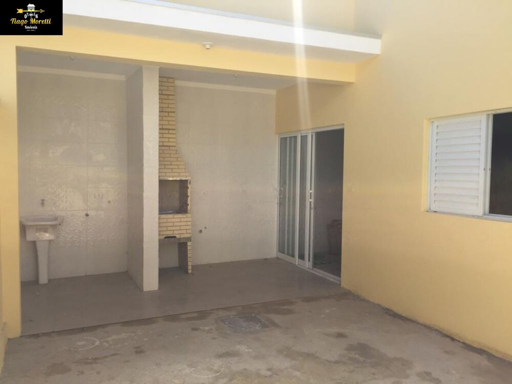 Casa à venda com 2 quartos, 160m² - Foto 3