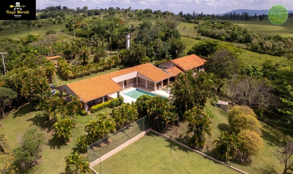 Sítio, 5 quartos, 4 m² - Foto 1