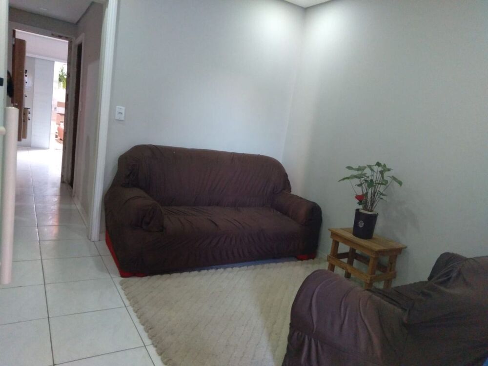 Casa à venda com 3 quartos, 175m² - Foto 4