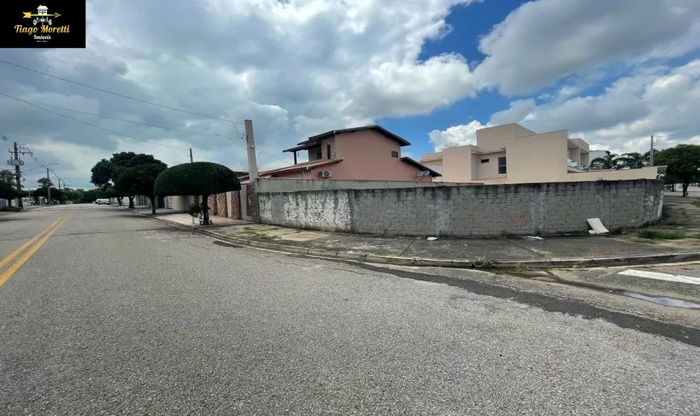 Loteamento e Condomínio, 297 m² - Foto 1