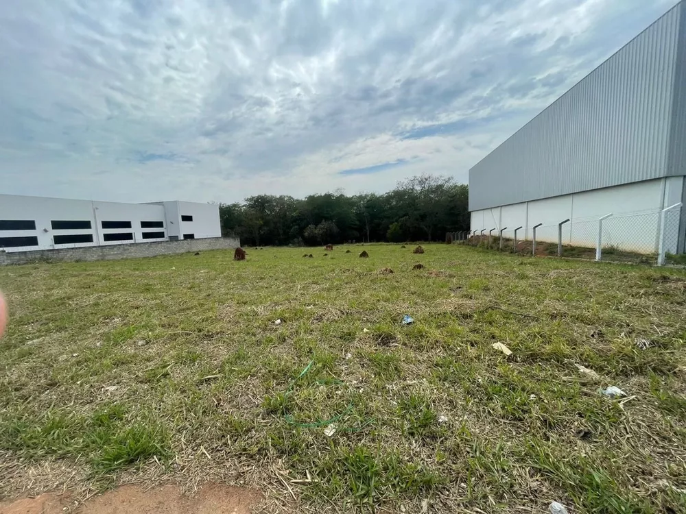 Loteamento e Condomínio, 2000 m² - Foto 2