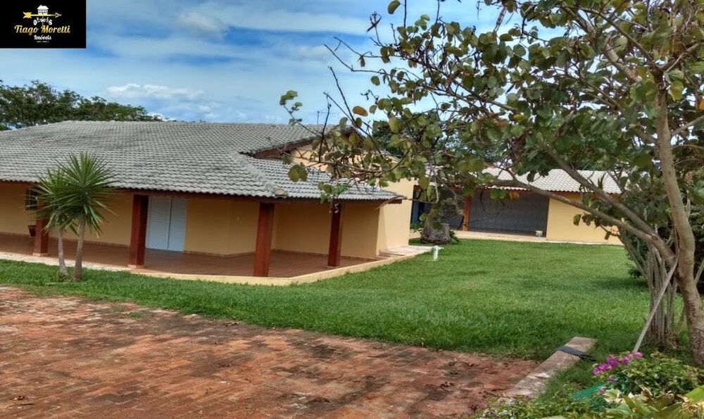 Sítio à venda com 3 quartos, 1000m² - Foto 1