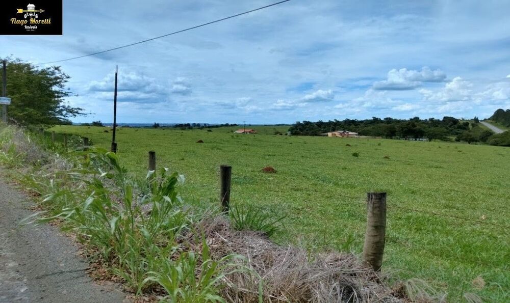 Sítio à venda com 3 quartos, 1000m² - Foto 4
