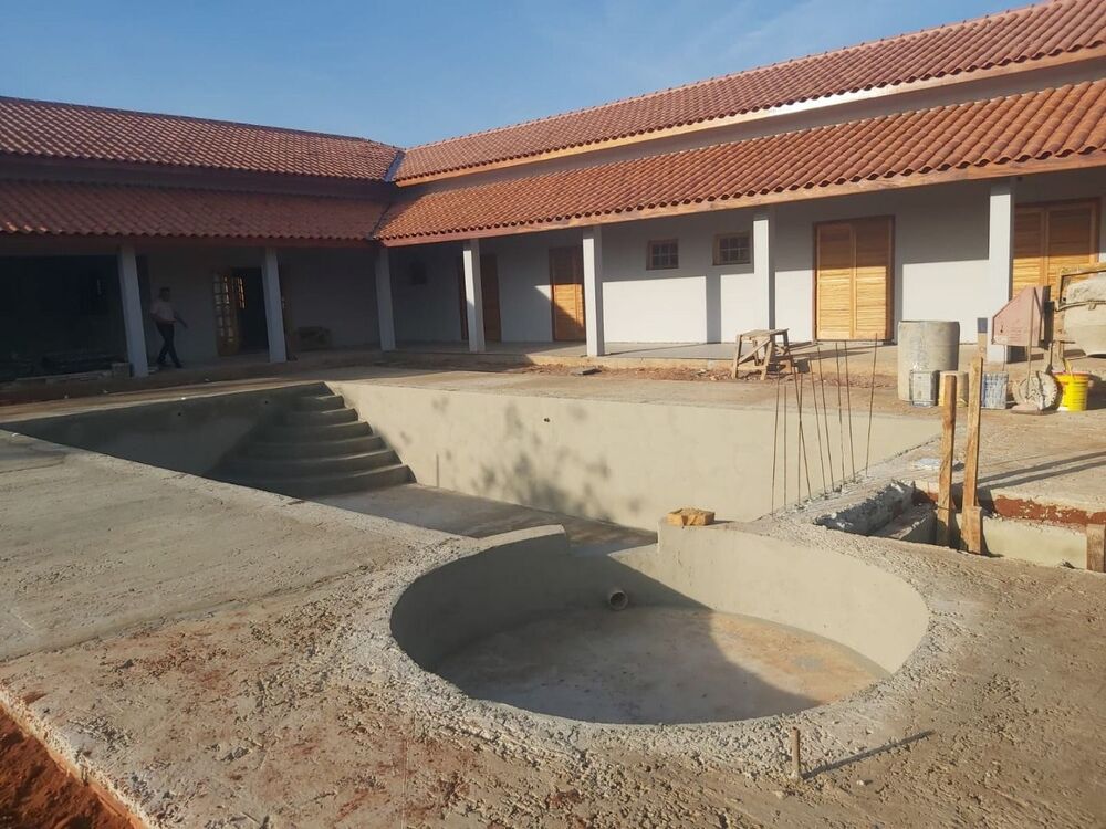 Chácara à venda com 4 quartos, 2400m² - Foto 4