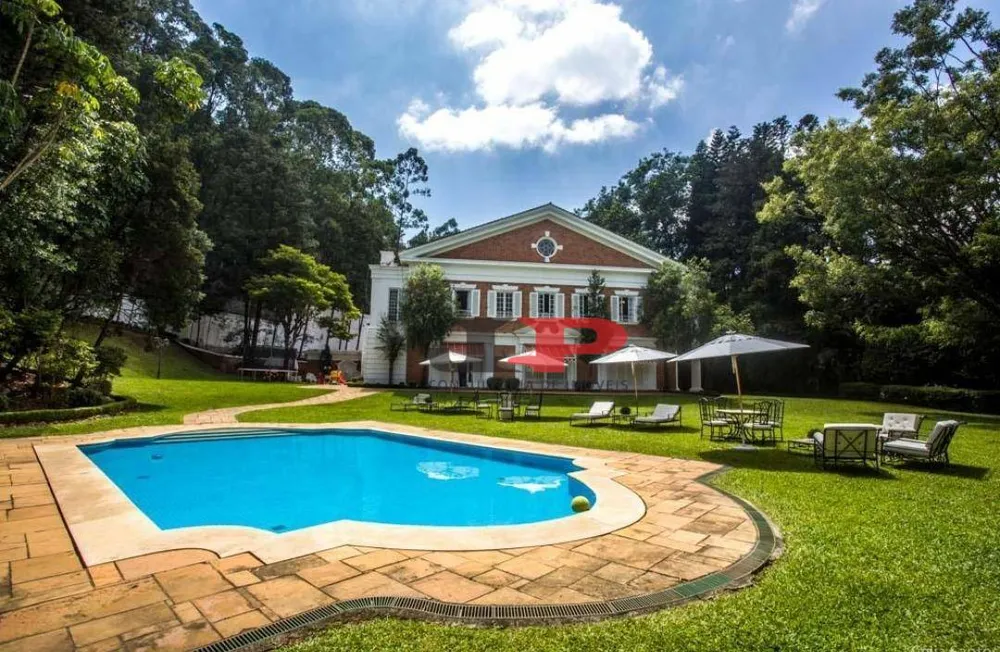 Casa, 7 quartos, 1700 m² - Foto 1