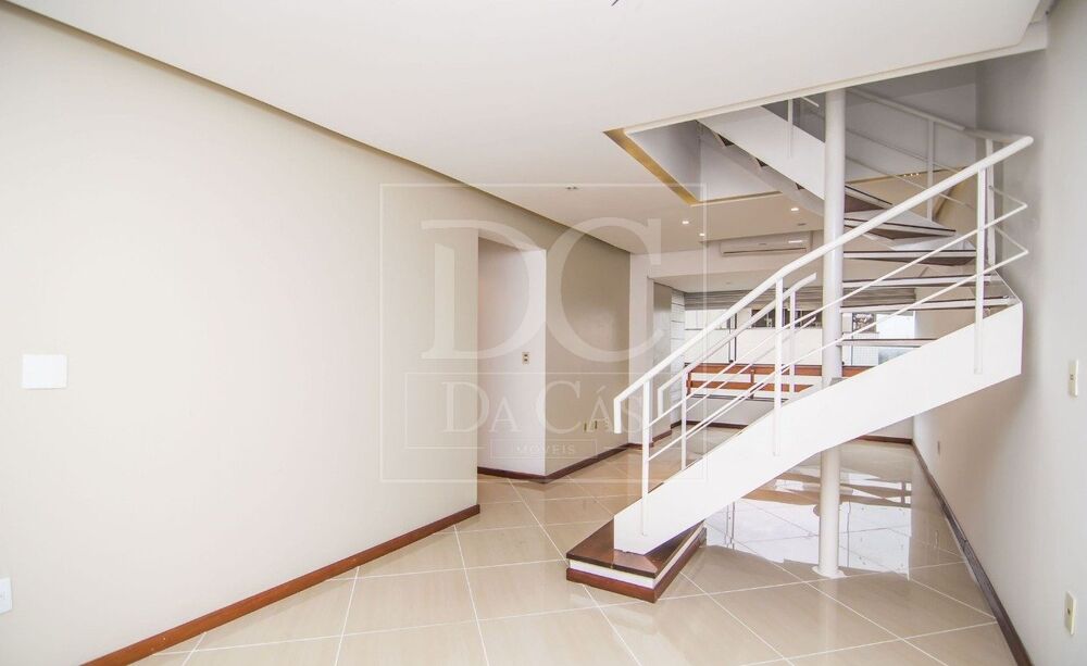 Cobertura à venda com 4 quartos, 202m² - Foto 1