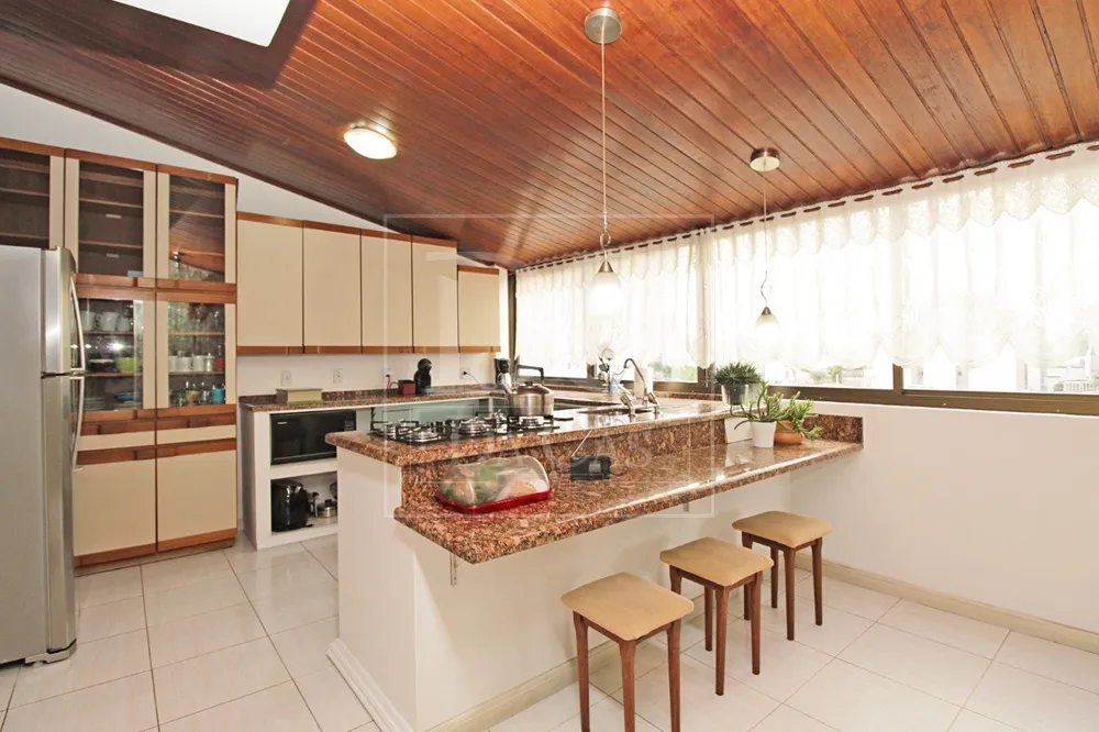 Apartamento, 4 quartos, 206 m² - Foto 1