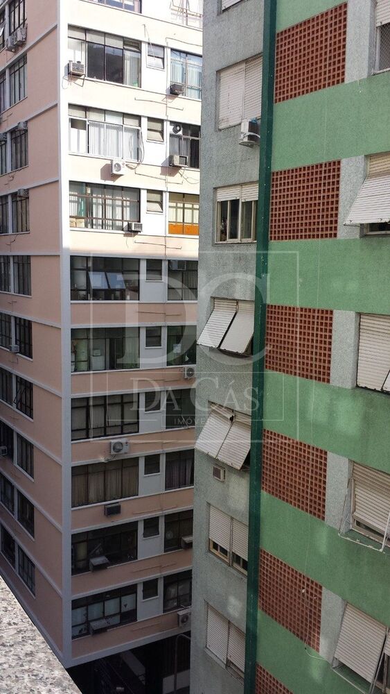 Apartamento à venda com 1 quarto, 54m² - Foto 2