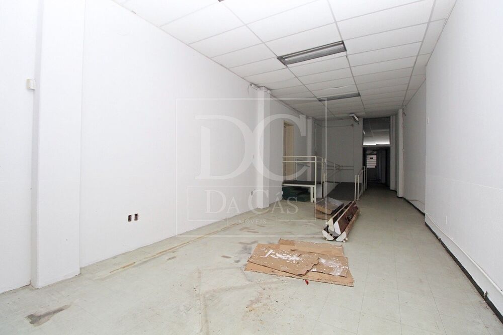 Loja-Salão, 227 m² - Foto 1