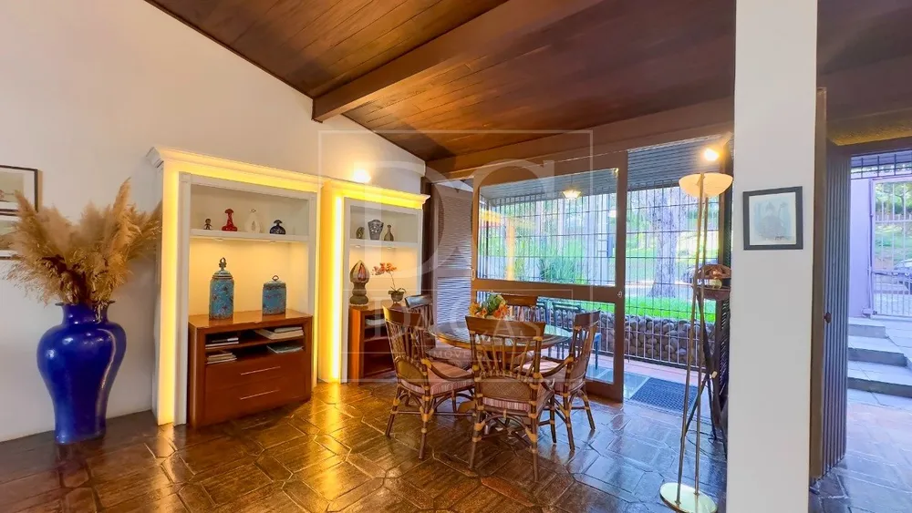 Casa, 3 quartos, 263 m² - Foto 4