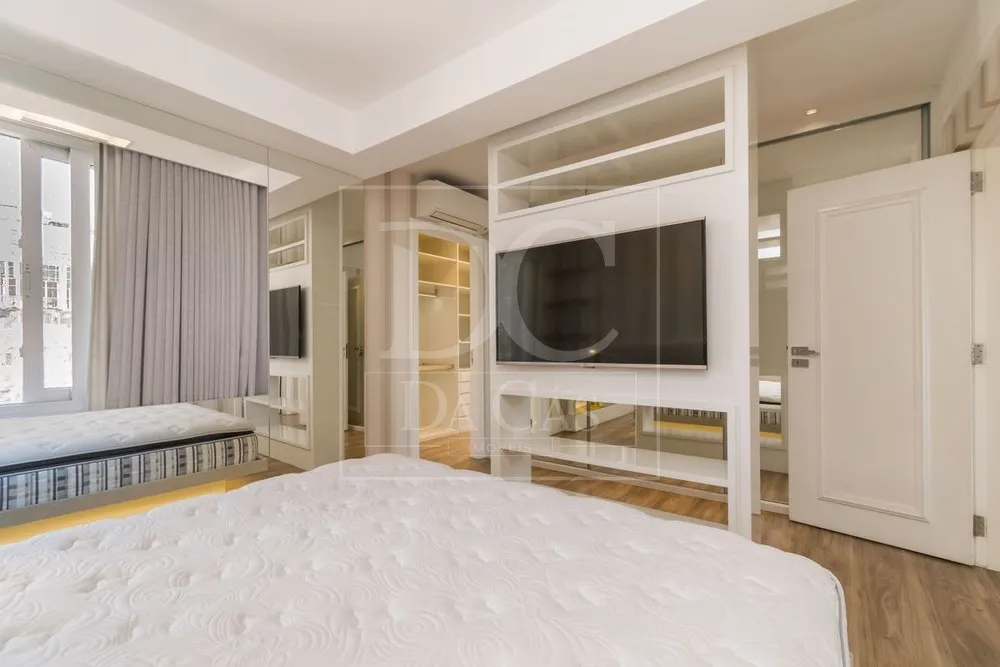 Cobertura, 3 quartos, 298 m² - Foto 8