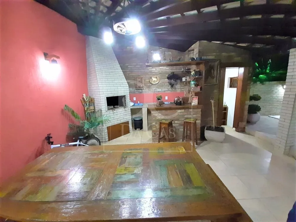 Casa, 3 quartos, 227 m² - Foto 8