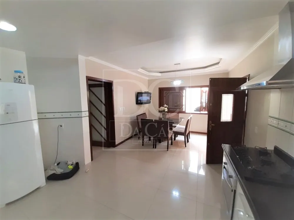Casa, 3 quartos, 227 m² - Foto 1