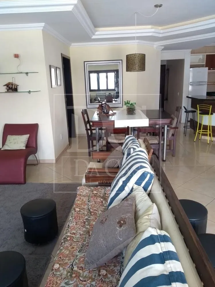 Casa, 3 quartos, 170 m² - Foto 2