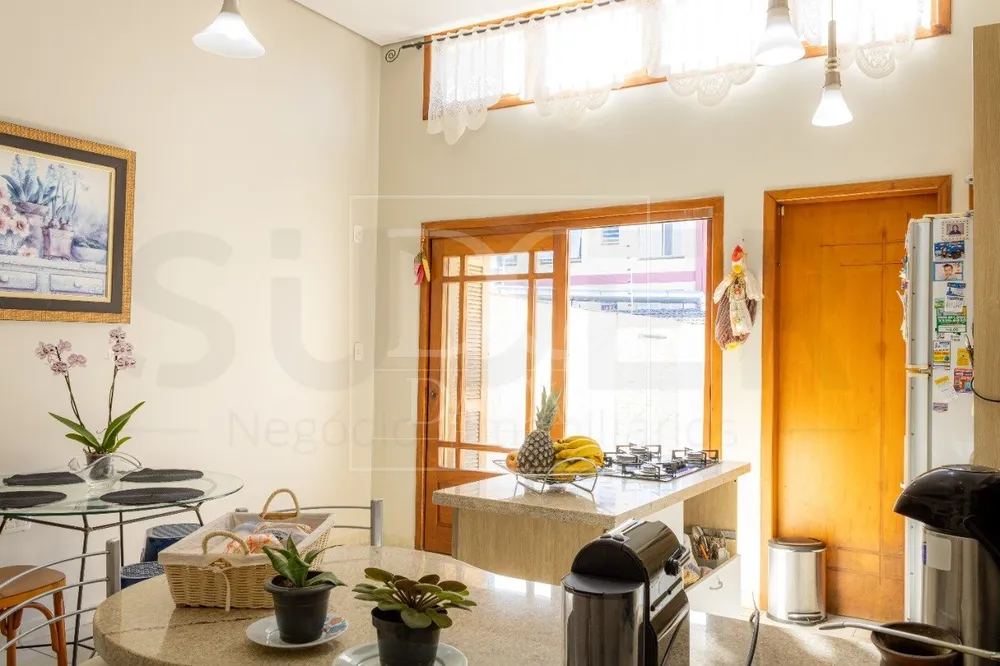 Casa, 4 quartos, 220 m² - Foto 5