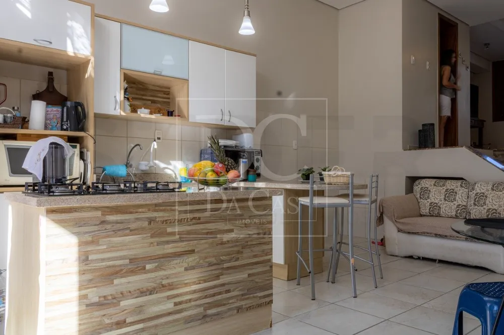 Casa, 4 quartos, 220 m² - Foto 4