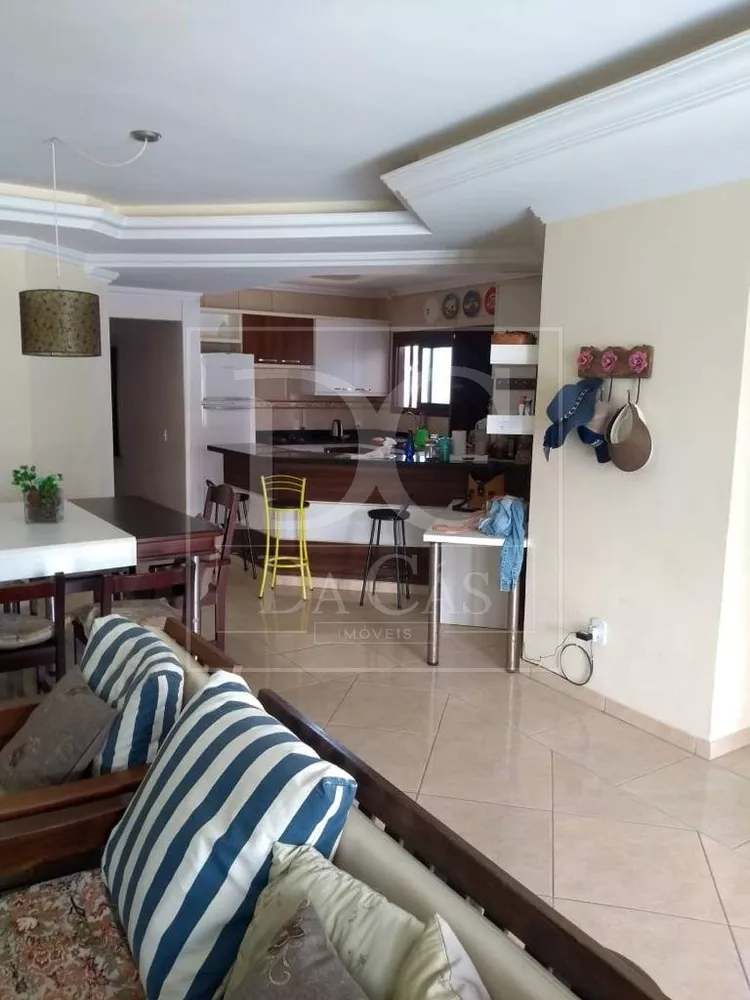 Casa, 3 quartos, 170 m² - Foto 2