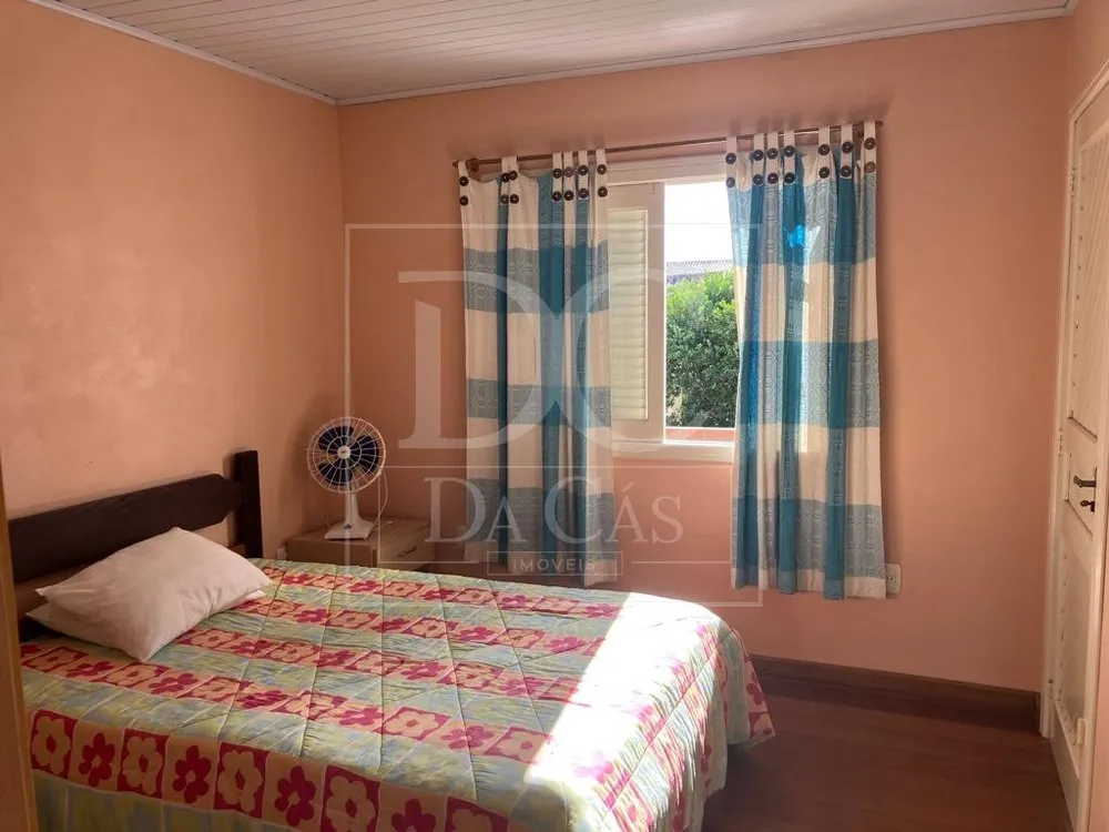 Casa, 7 quartos, 230 m² - Foto 1
