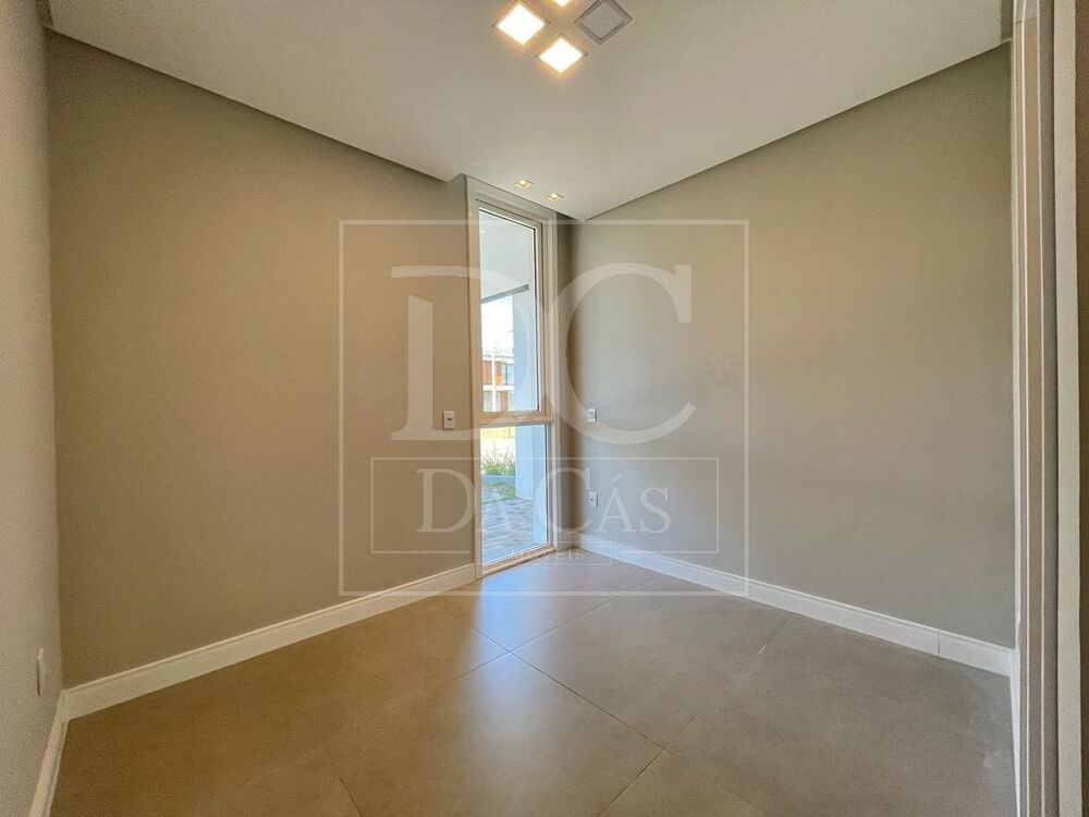 Casa, 4 quartos, 224 m² - Foto 4