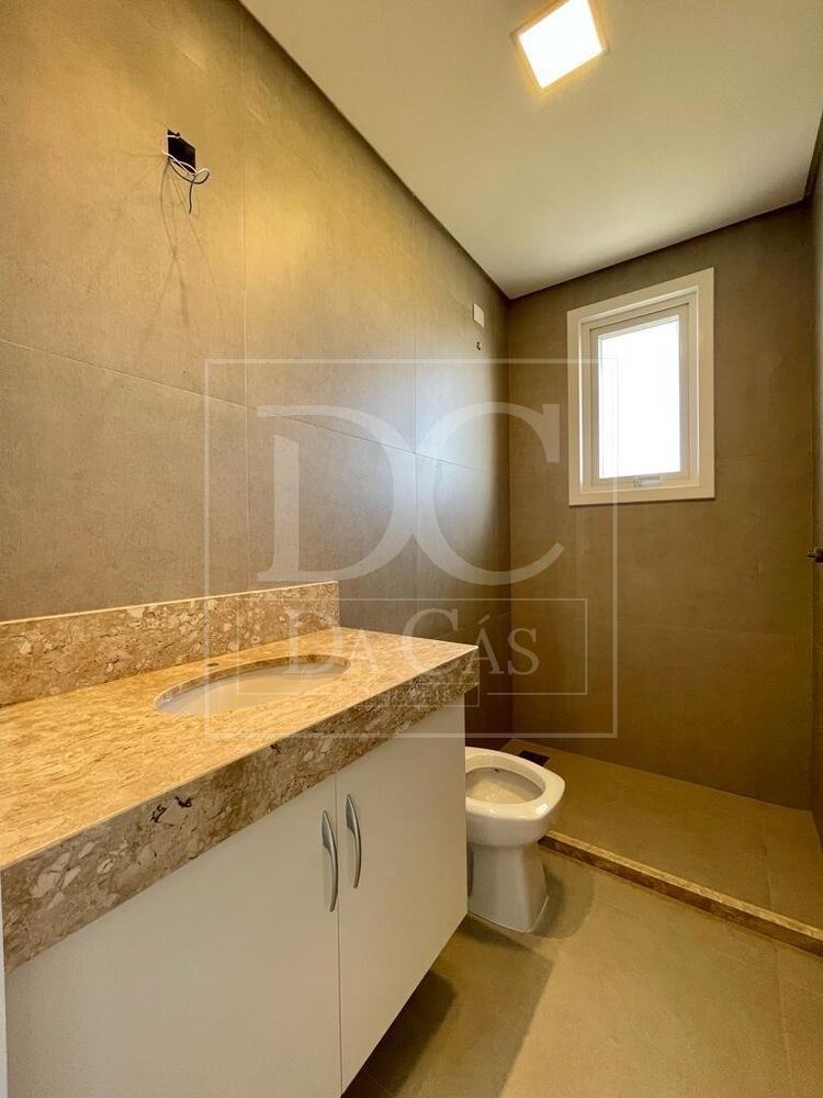 Casa, 4 quartos, 224 m² - Foto 3