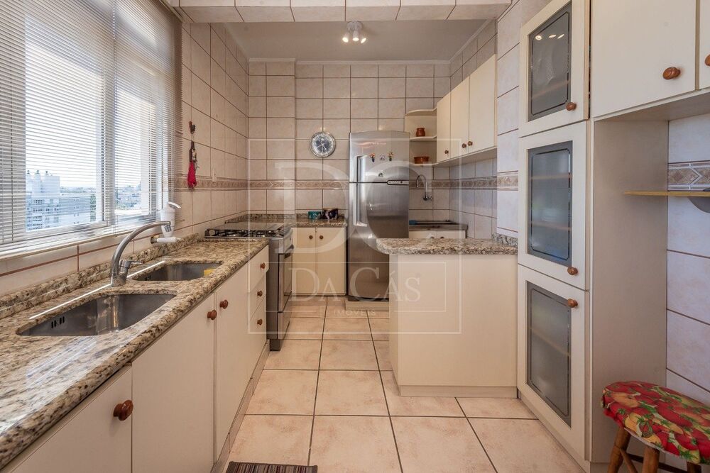 Apartamento à venda com 2 quartos, 85m² - Foto 7