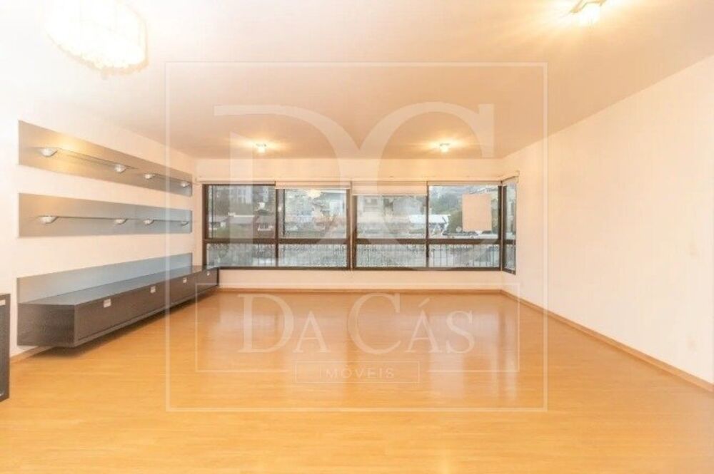 Apartamento, 3 quartos, 140 m² - Foto 2