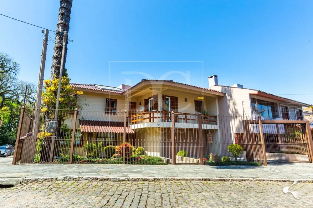 Casa, 4 quartos, 264 m² - Foto 2