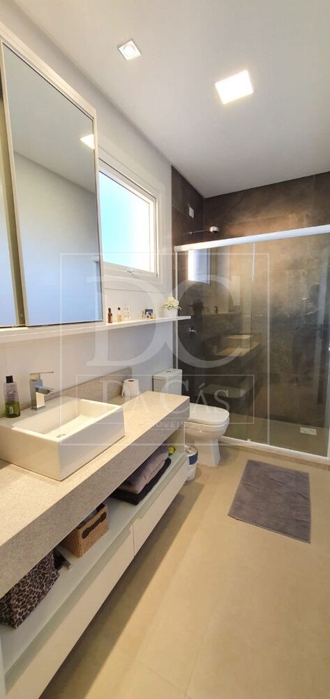 Casa de Condomínio à venda com 4 quartos, 300m² - Foto 5