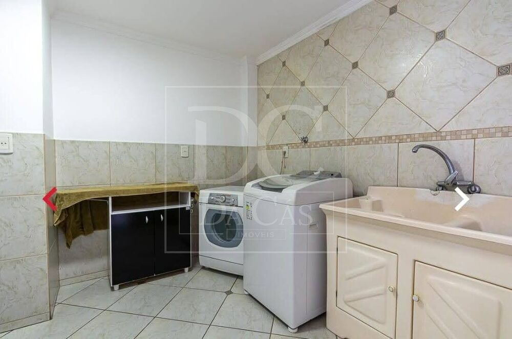 Casa à venda com 3 quartos, 260m² - Foto 4