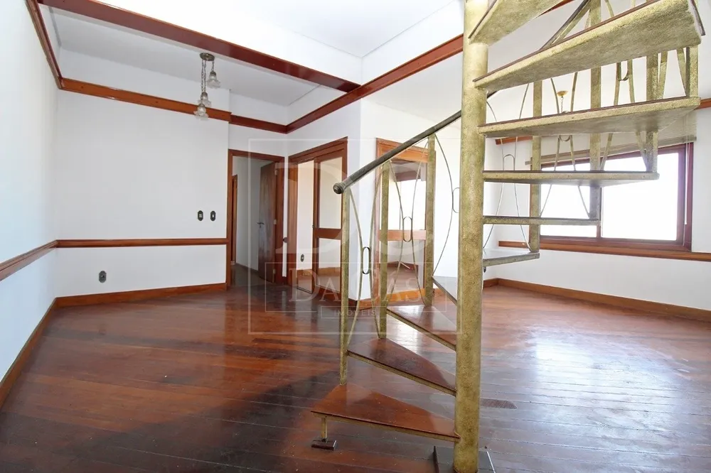 Cobertura, 3 quartos, 233 m² - Foto 1