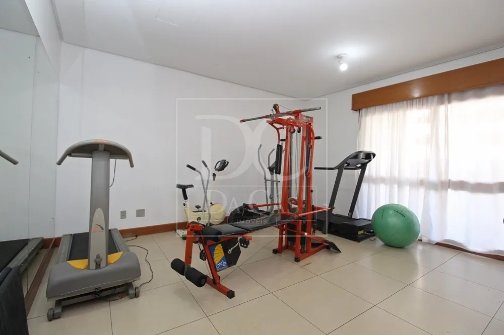 Cobertura, 3 quartos, 233 m² - Foto 10