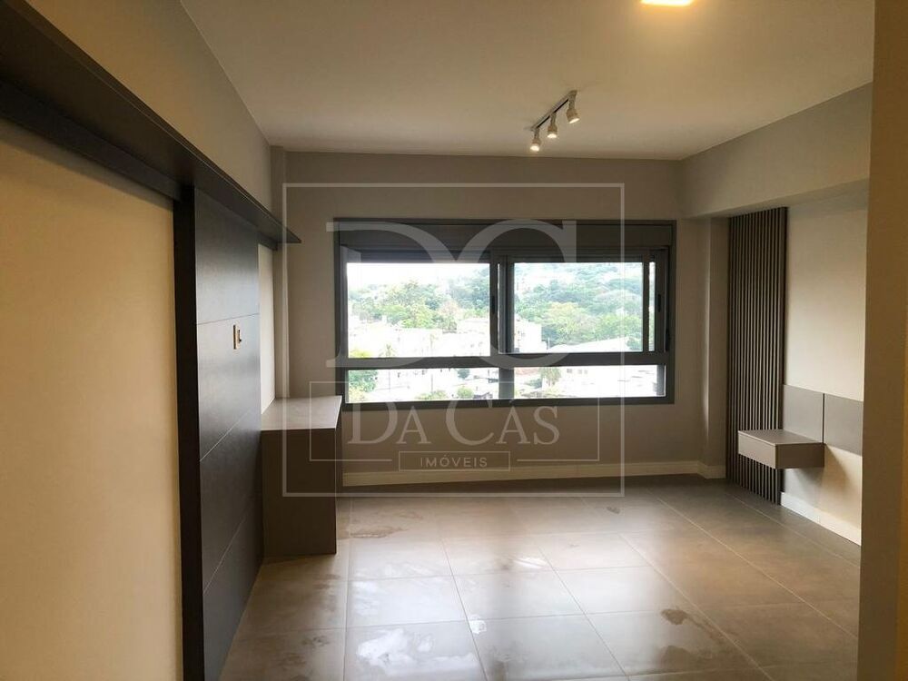Apartamento à venda com 1 quarto, 42m² - Foto 1