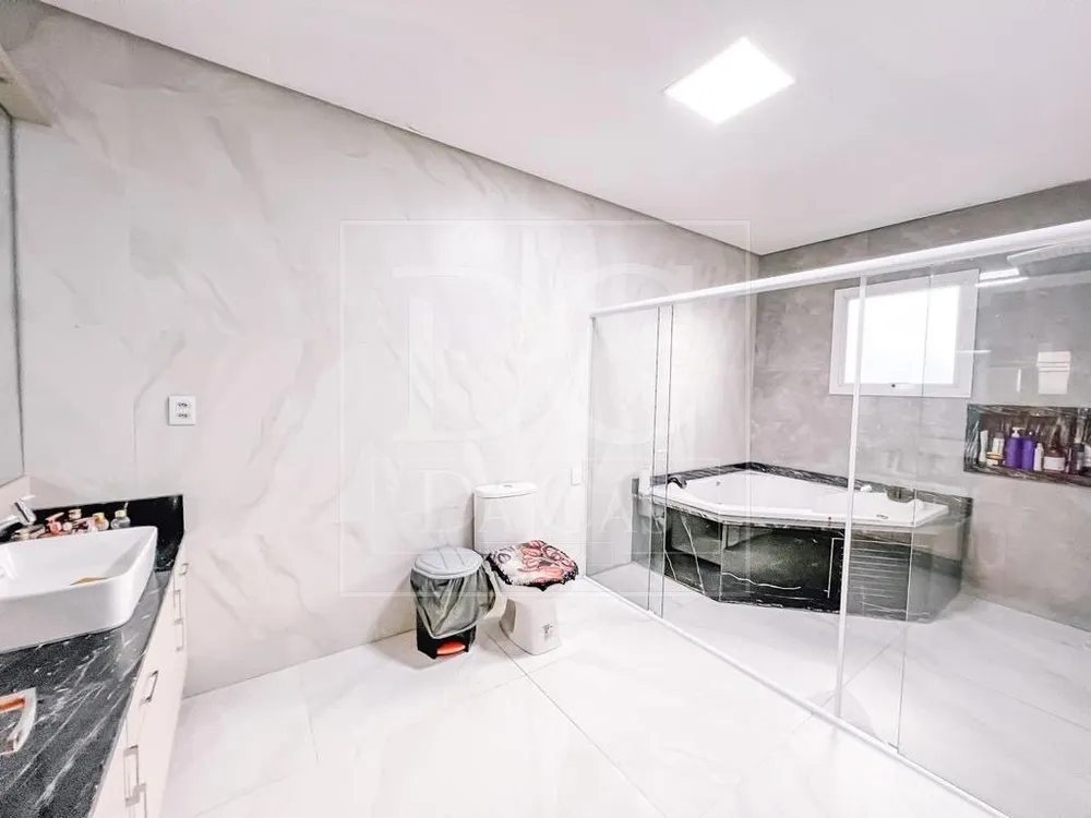 Casa, 3 quartos, 390 m² - Foto 1
