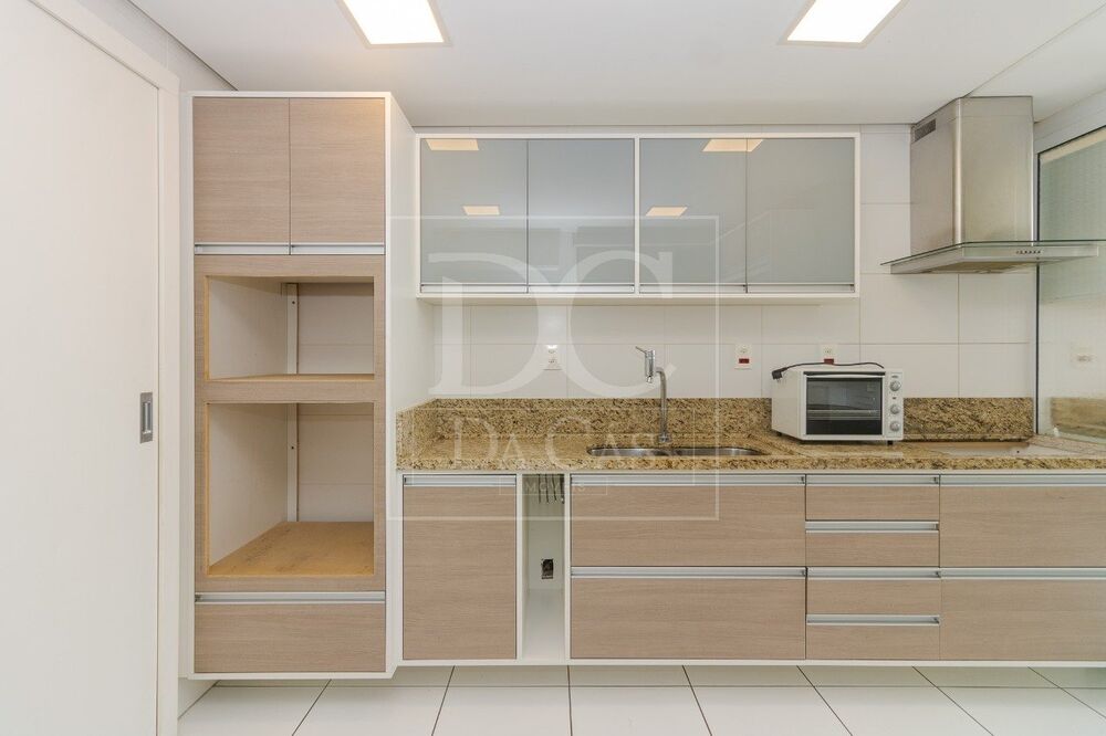Apartamento à venda com 3 quartos, 109m² - Foto 2