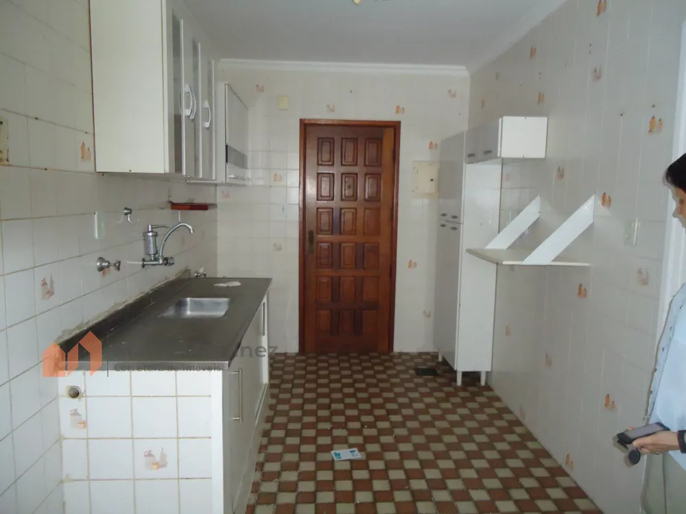 Apartamento à venda com 3 quartos, 110m² - Foto 6