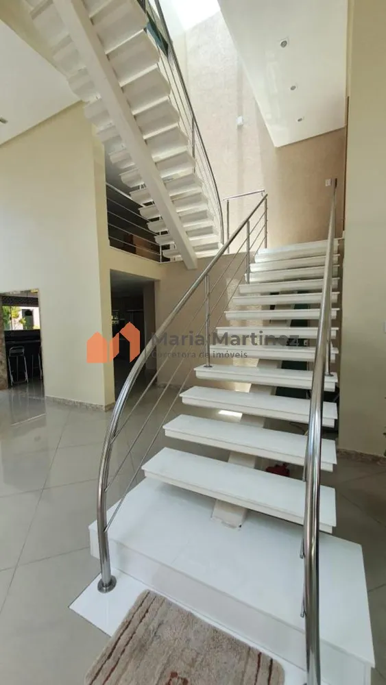 Casa, 4 quartos, 240 m² - Foto 8