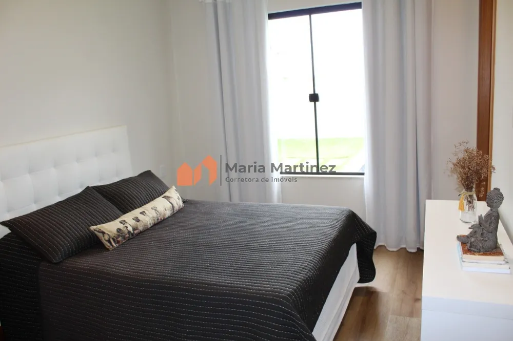 Casa, 6 quartos, 250 m² - Foto 4