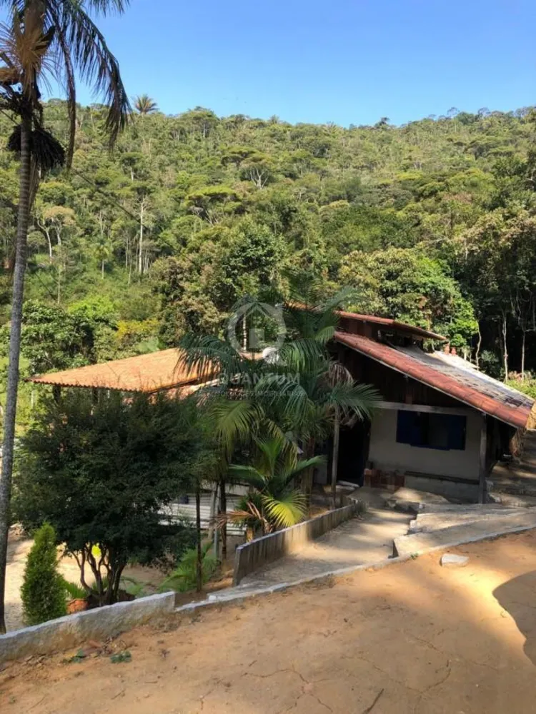 Casa, 7 quartos, 143 m² - Foto 1