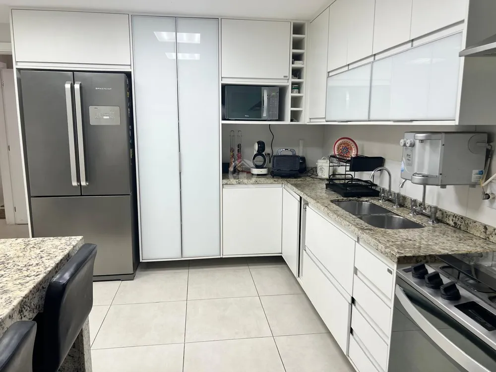 Apartamento, 4 quartos, 196 m² - Foto 8