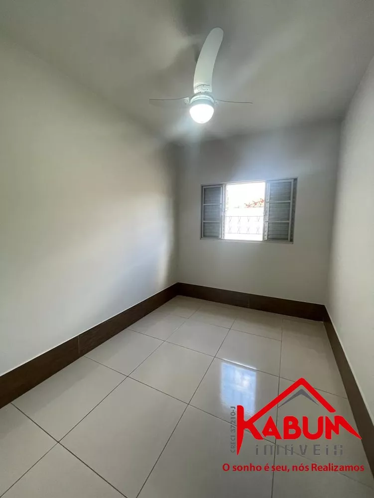 Casa à venda com 3 quartos, 360m² - Foto 4