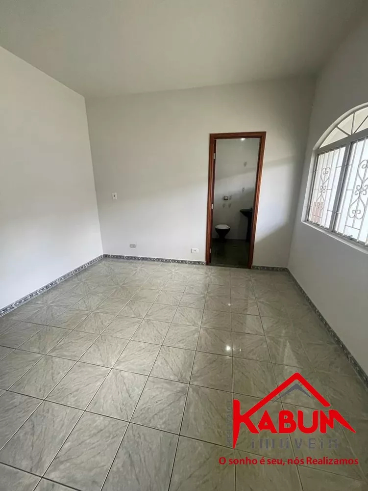 Casa à venda com 3 quartos, 360m² - Foto 1