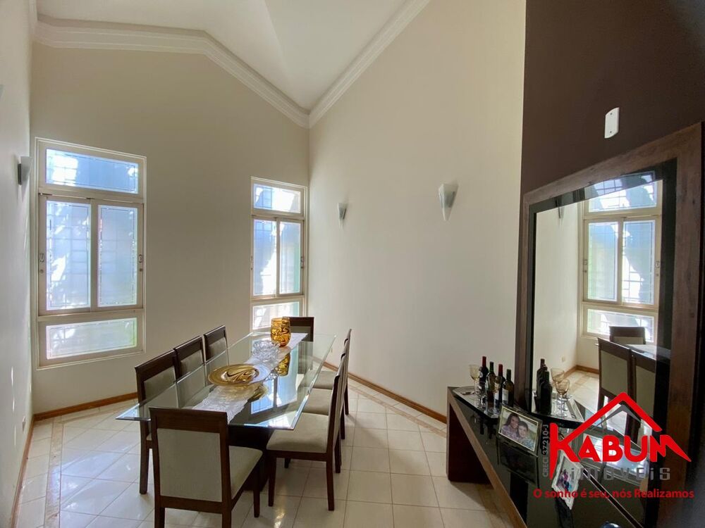 Casa à venda com 3 quartos - Foto 1
