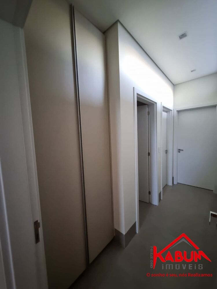 Casa à venda com 3 quartos, 348m² - Foto 3