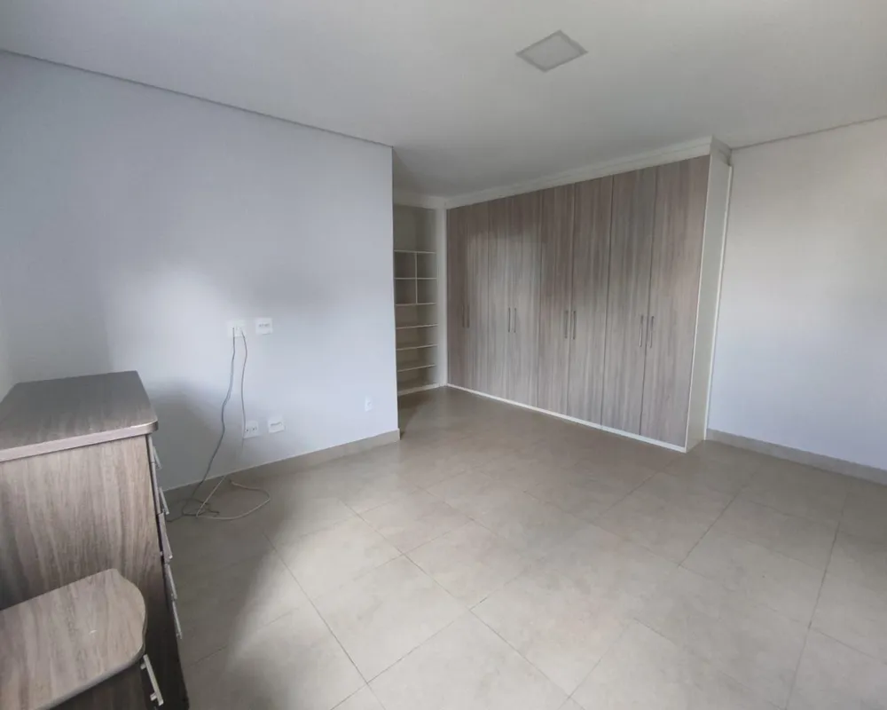 Casa, 3 quartos, 192 m² - Foto 3