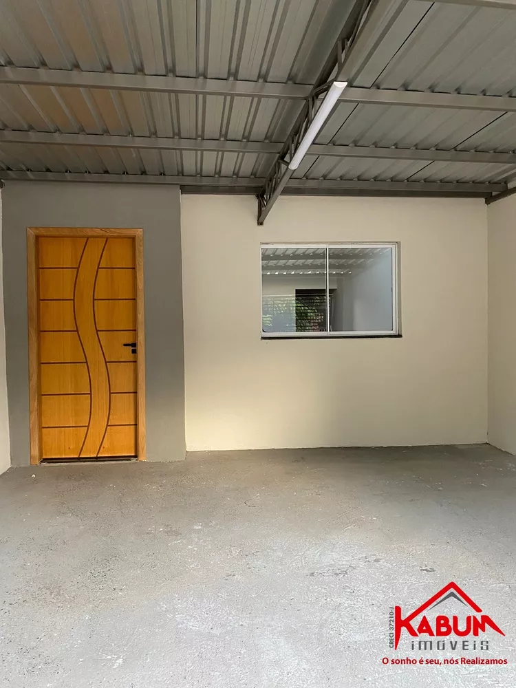 Casa à venda com 2 quartos, 140m² - Foto 1