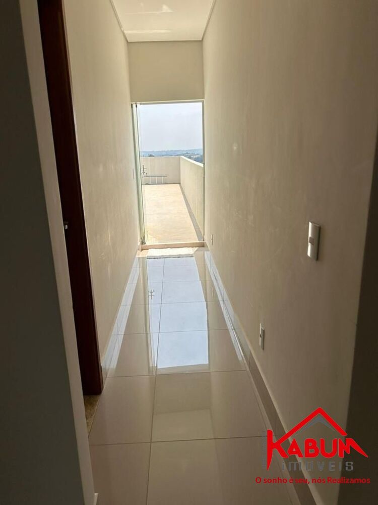 Casa à venda com 3 quartos, 198m² - Foto 9